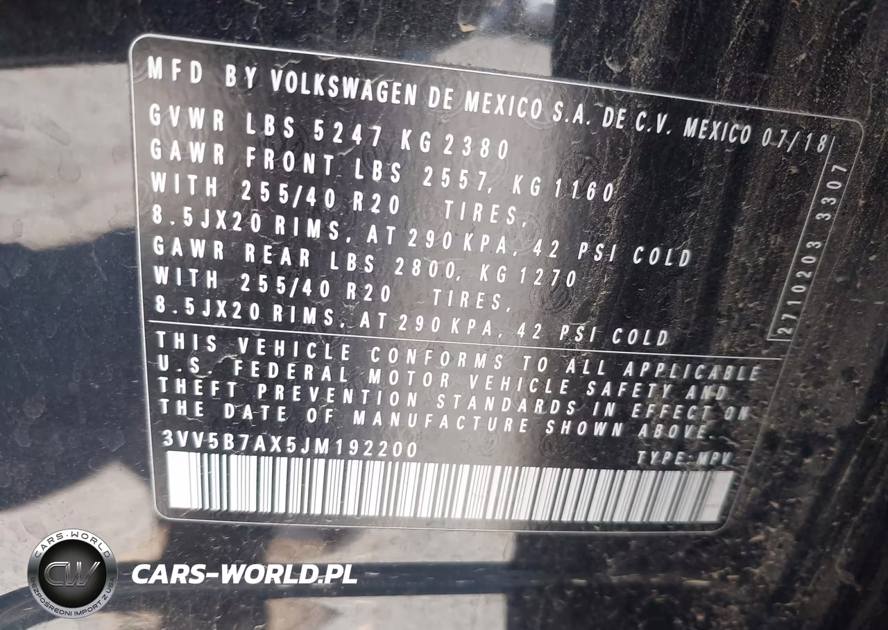 2018 Volkswagen Tiguan 2.0T Sel Premium VIN:3VV5B7AX5JM192200 - 9
