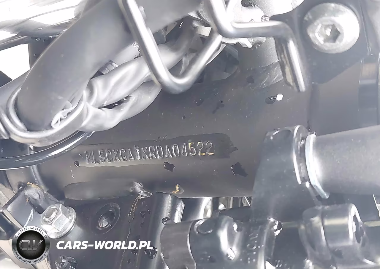 2024 Kawasaki Cx500 VIN:ML5CXGA1XRDA04522 - 10