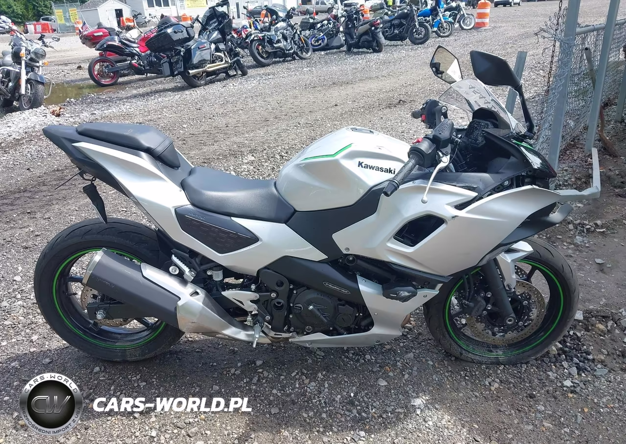 2024 Kawasaki Cx500 VIN:ML5CXGA1XRDA04522 - 12