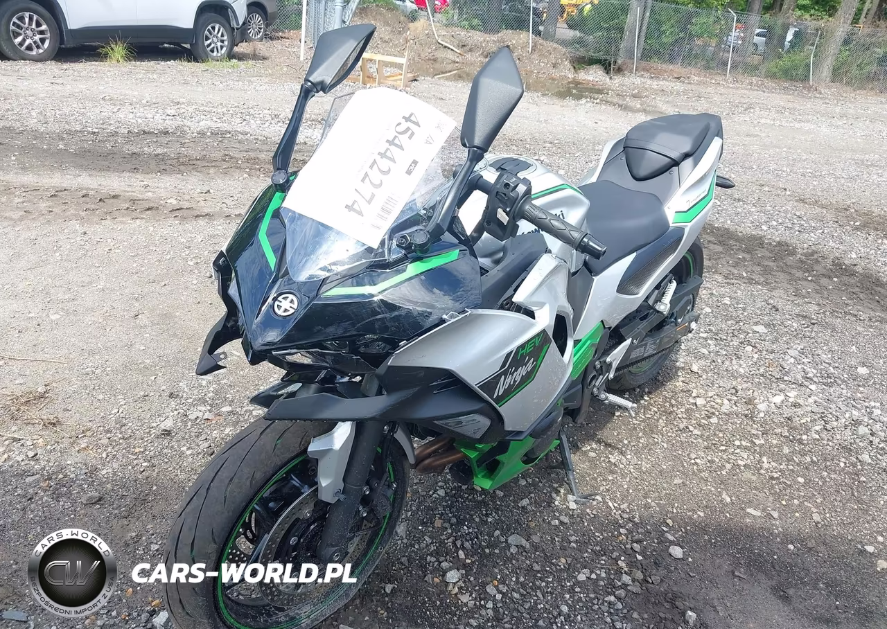 2024 Kawasaki Cx500 VIN:ML5CXGA1XRDA04522 - 2