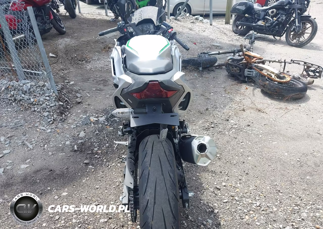 2024 Kawasaki Cx500 VIN:ML5CXGA1XRDA04522 - 6
