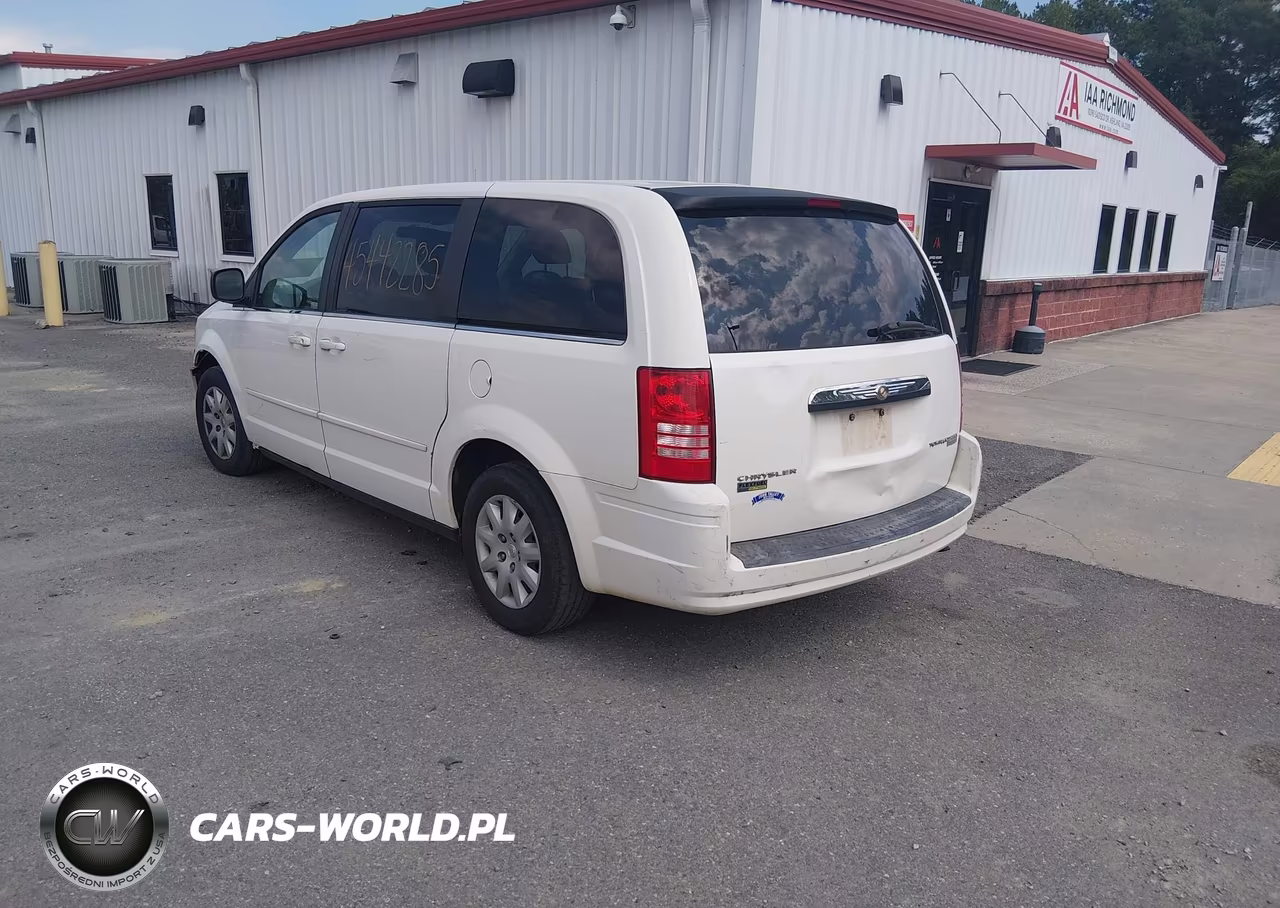 2009 Chrysler Town & Country Lx VIN:2A8HR44E09R656541 - 3