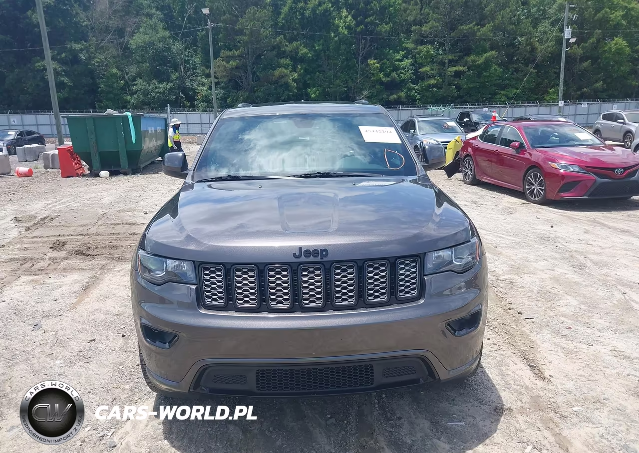2019 Jeep Grand Cherokee Altitude 4X2 VIN:1C4RJEAG5KC597600 - 12