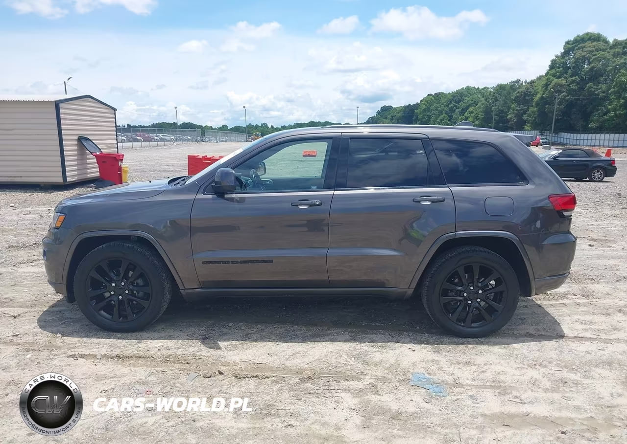 2019 Jeep Grand Cherokee Altitude 4X2 VIN:1C4RJEAG5KC597600 - 14