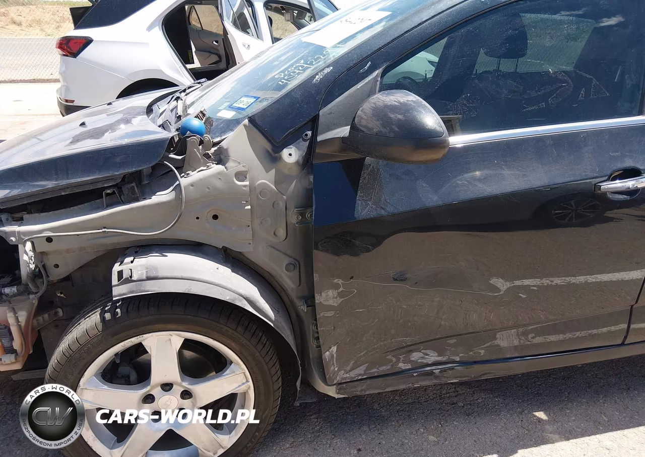 2015 Chevrolet Sonic Ltz Auto VIN:1G1JE6SB4F4104444 - 12