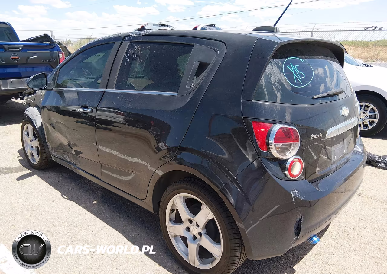 2015 Chevrolet Sonic Ltz Auto VIN:1G1JE6SB4F4104444 - 3