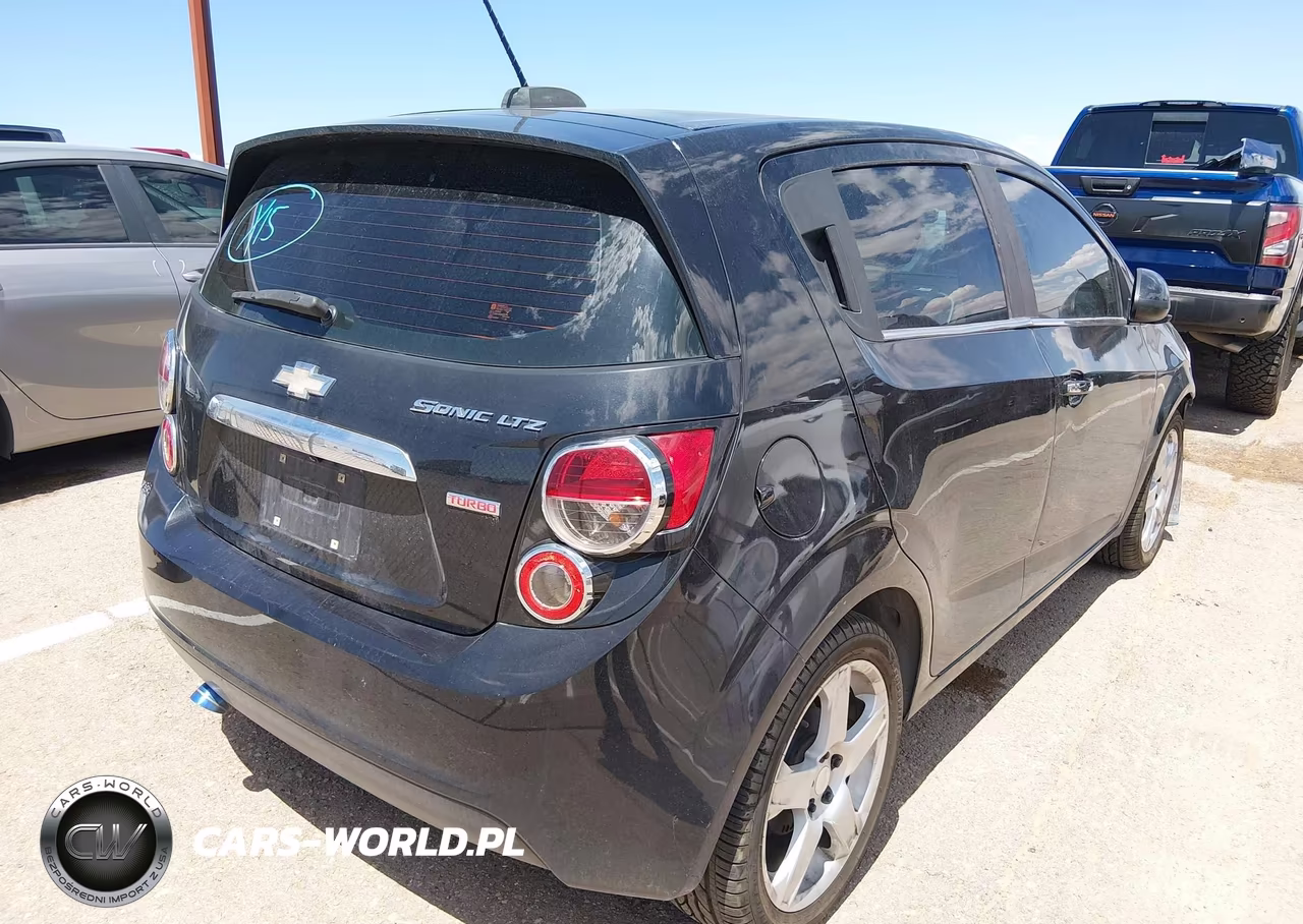 2015 Chevrolet Sonic Ltz Auto VIN:1G1JE6SB4F4104444 - 4