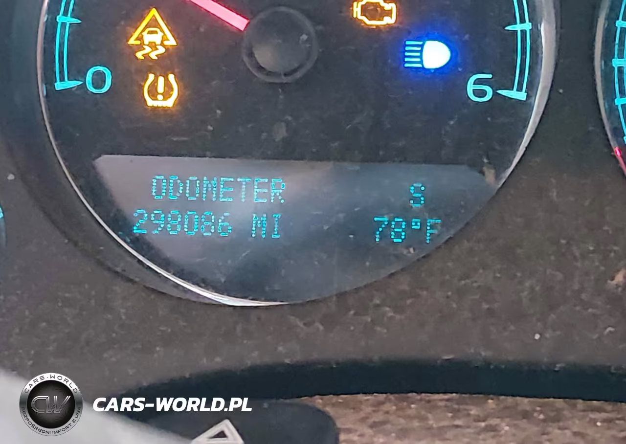 2010 GMC Yukon Xl 1500 Denali VIN:1GKUKMEF0AR201754 - 15