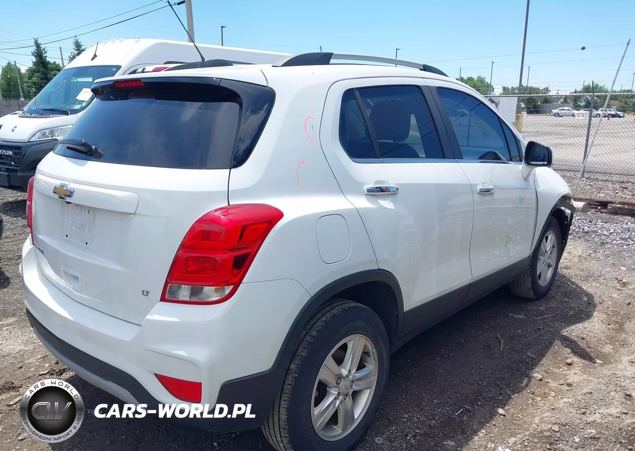 2018 Chevrolet Trax Lt VIN:KL7CJPSBXJB574786 - 4