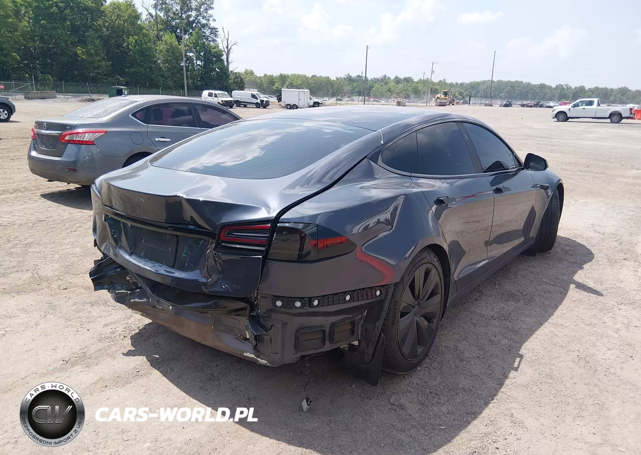 2022 Tesla Model S Dual Motor All-Wheel Drive VIN:5YJSA1E5XNF484283 - 4