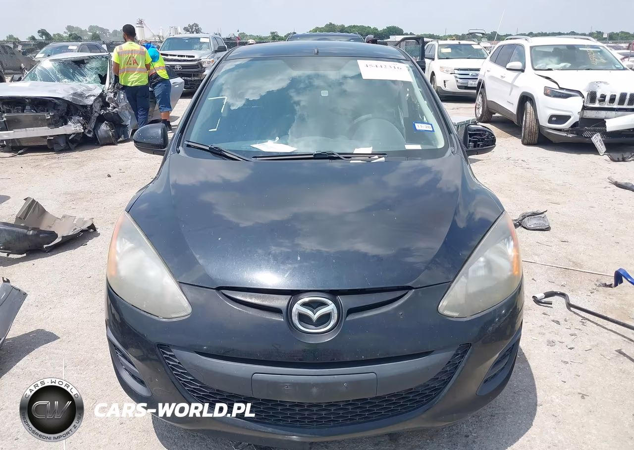 2013 Mazda Mazda2 Sport VIN:JM1DE1KYXD0170240 - 12