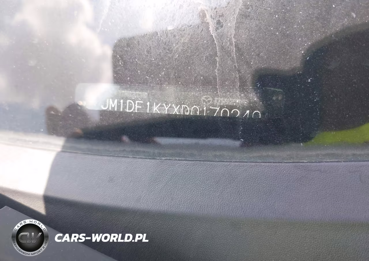 2013 Mazda Mazda2 Sport VIN:JM1DE1KYXD0170240 - 9