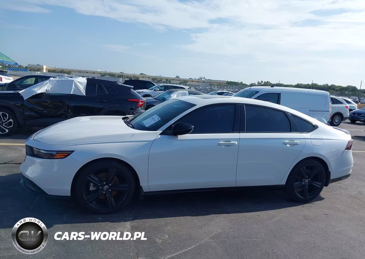 2025 Honda Accord Hybrid Sport-L VIN:1HGCY2F79SA080712 - 14