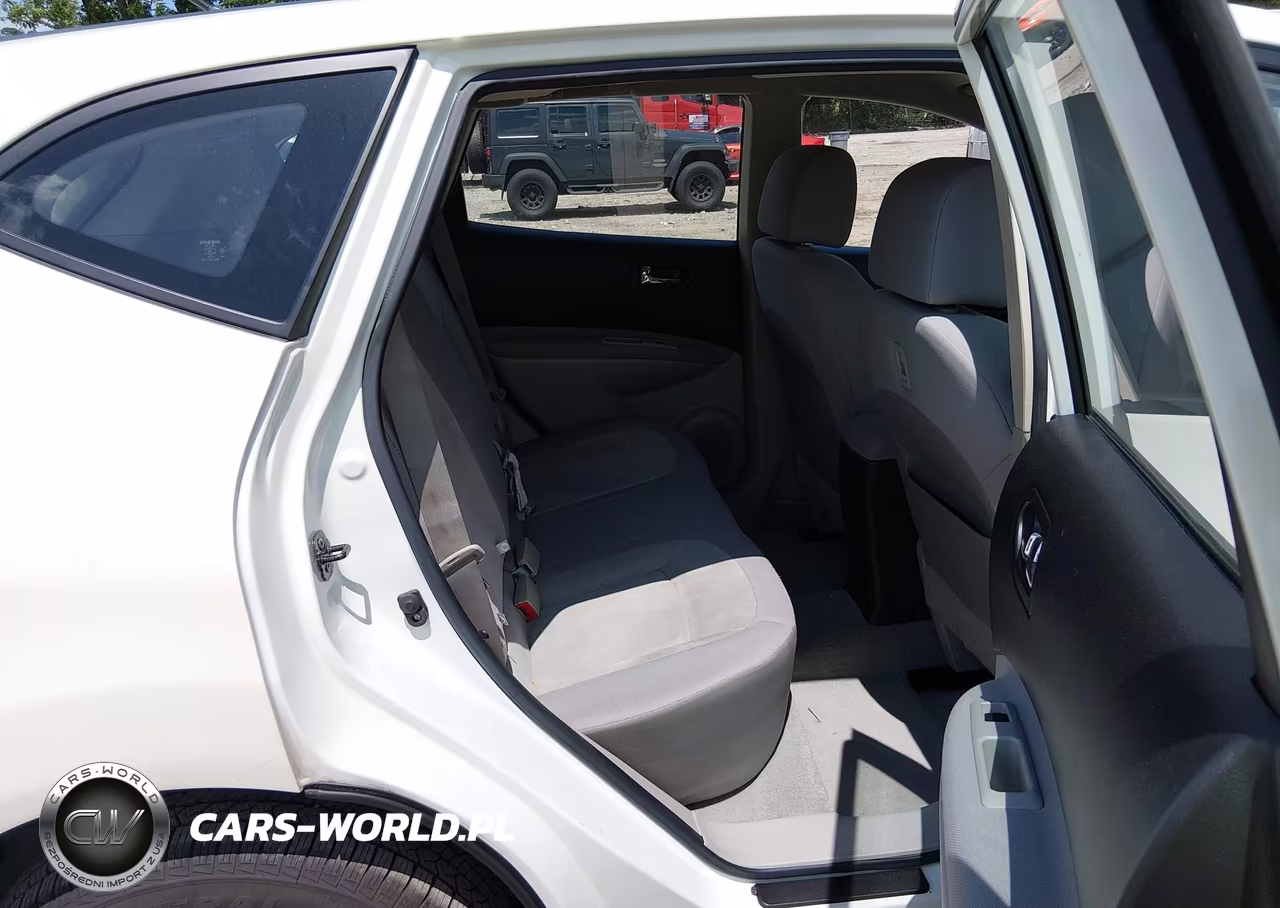 2010 Nissan Rogue S VIN:JN8AS5MT0AW022826 - 8