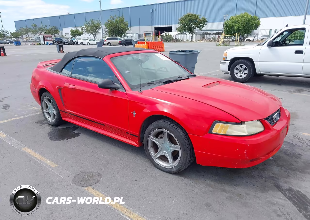 2000 Ford Mustang