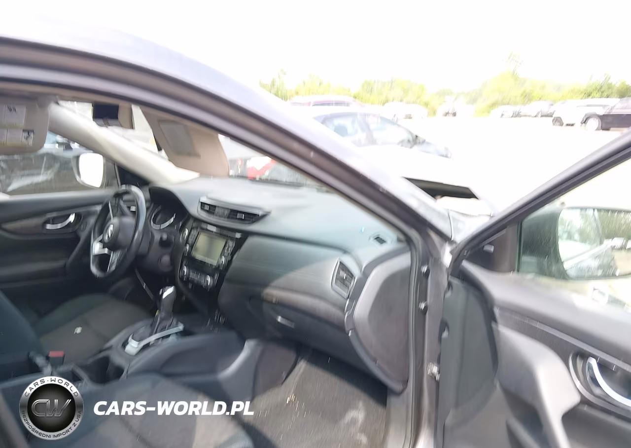 2017 Nissan Rogue Sv VIN:5N1AT2MV1HC731619 - 5