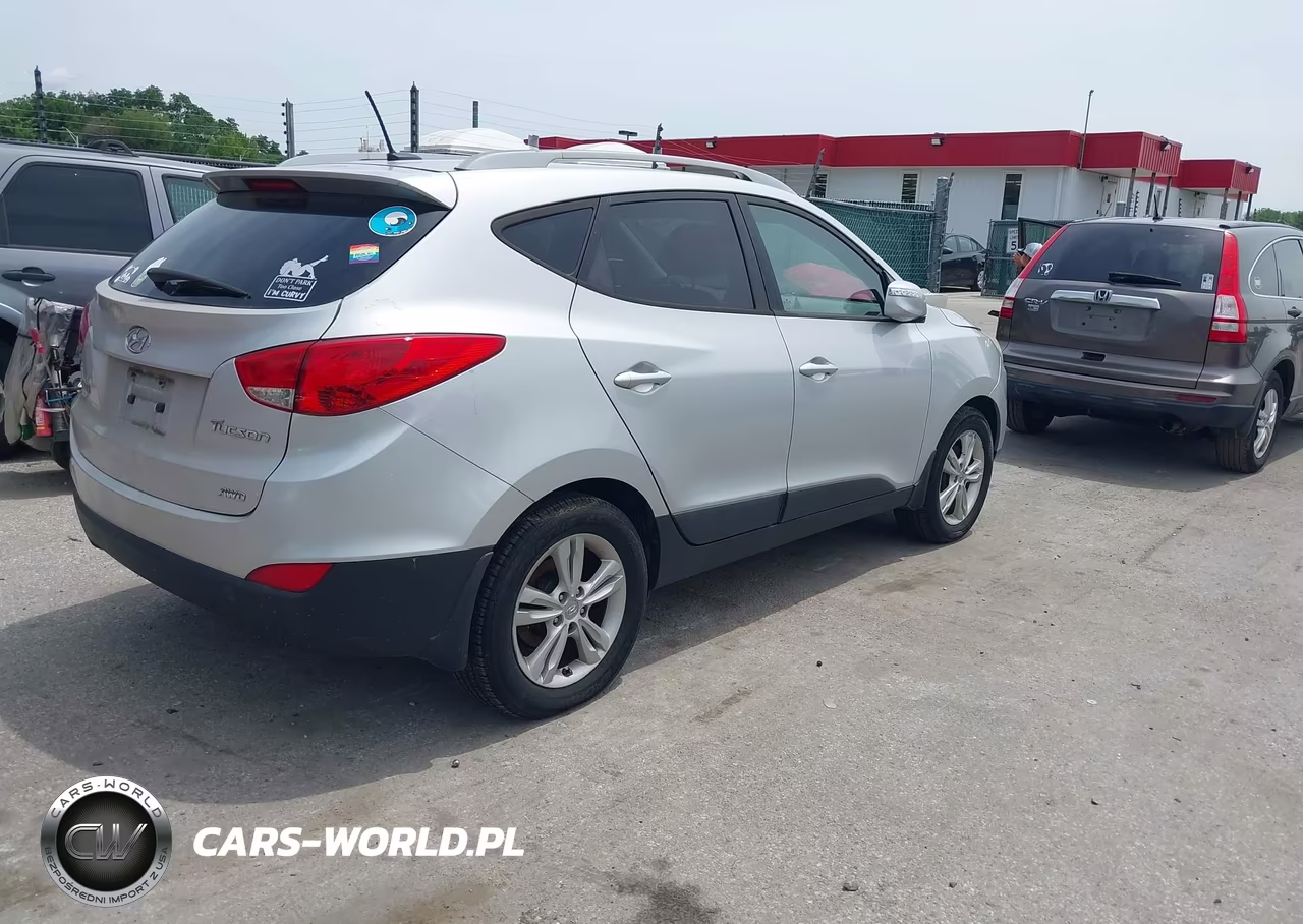 2012 Hyundai Tucson Gls VIN:KM8JUCAC9CU416334 - 4