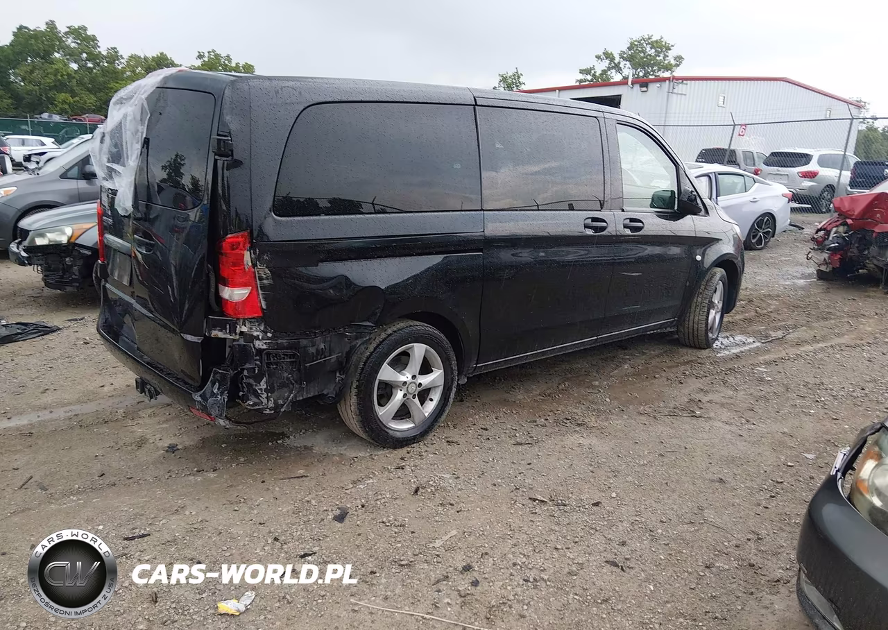 2018 Mercedes-Benz Metris VIN:WD4PG2EEXJ3404200 - 4