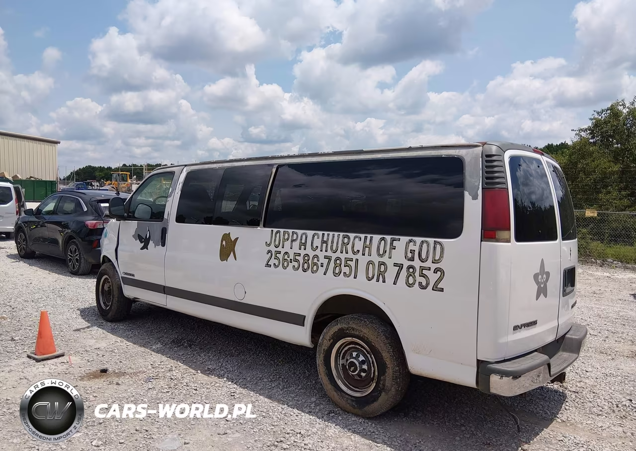 2001 Chevrolet Express VIN:1GAHG39R211169846 - 3