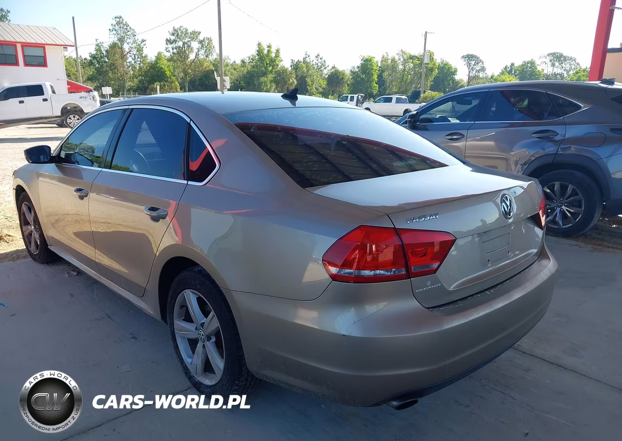 2015 Volkswagen Passat 1.8T Se VIN:1VWBS7A30FC063480 - 3