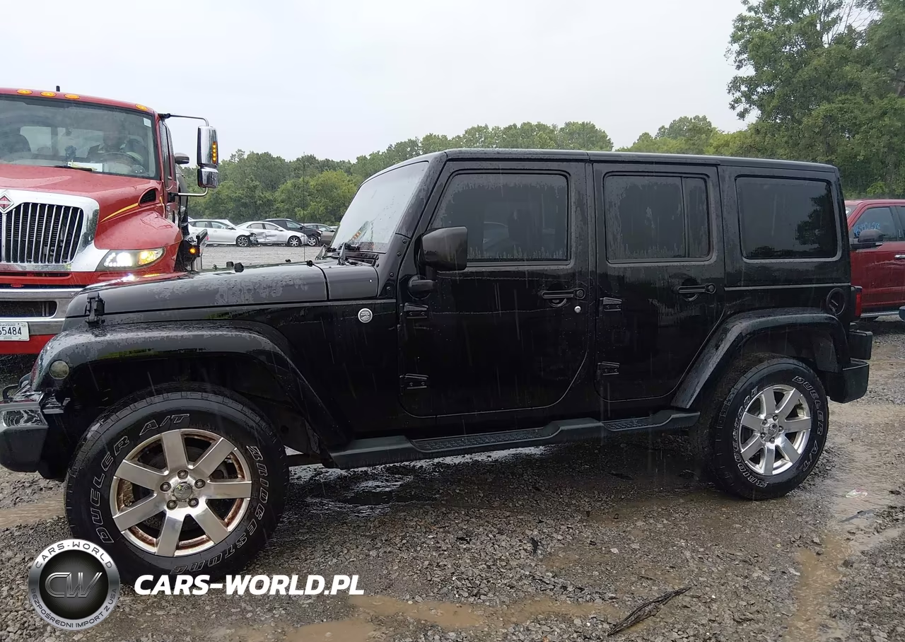 2013 Jeep Wrangler Unlimited Sahara VIN:1C4BJWEG1DL624957 - 14