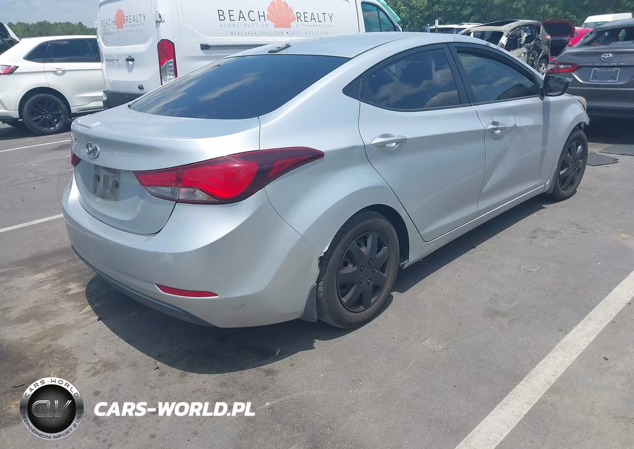 2016 Hyundai Elantra Se VIN:KMHDH4AE4GU530966 - 4