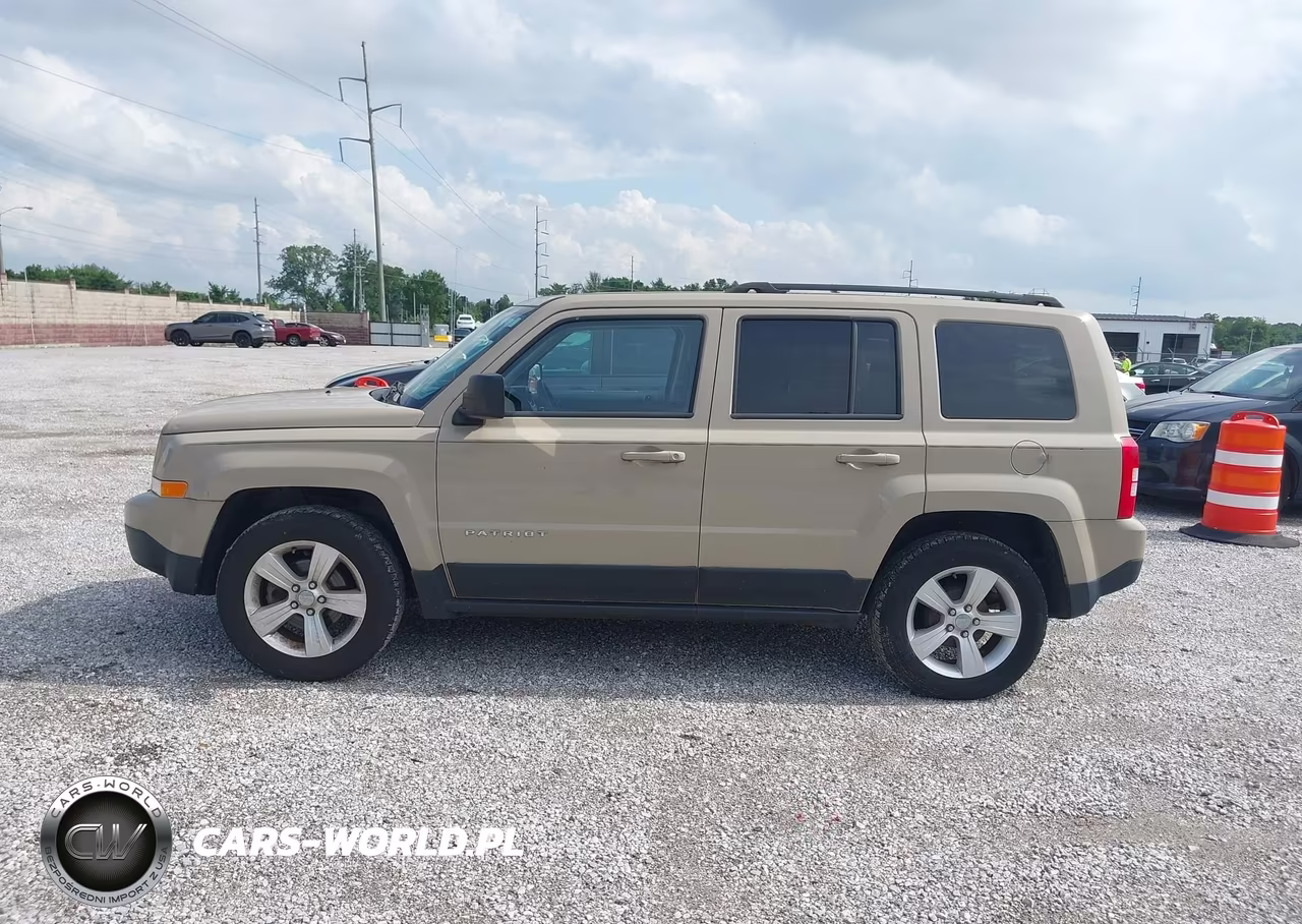 2017 Jeep Patriot Sport Fwd VIN:1C4NJPBA3HD102415 - 14
