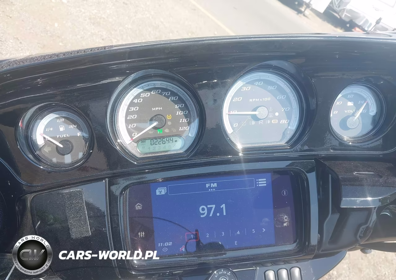 2023 Harley-Davidson Flhtk VIN:1HD1KEF1XPB620542 - 7