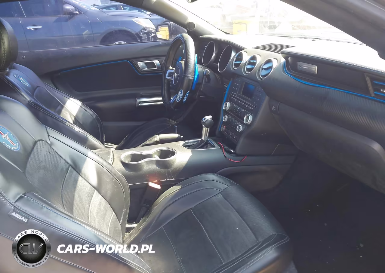 2018 Ford Mustang Ecoboost VIN:1FA6P8TH1J5105047 - 5