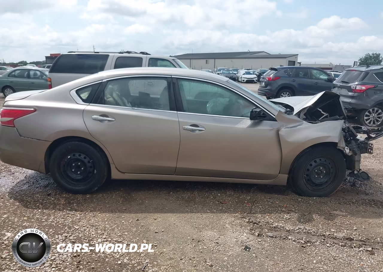2013 Nissan Altima 2.5 S VIN:1N4AL3AP8DC245888 - 13