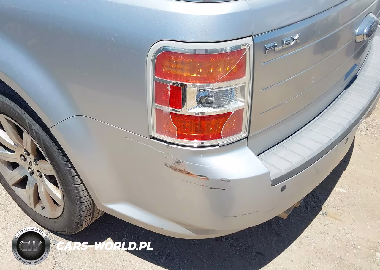2010 Ford Flex Limited VIN:2FMGK5DC7ABA33969 - 6