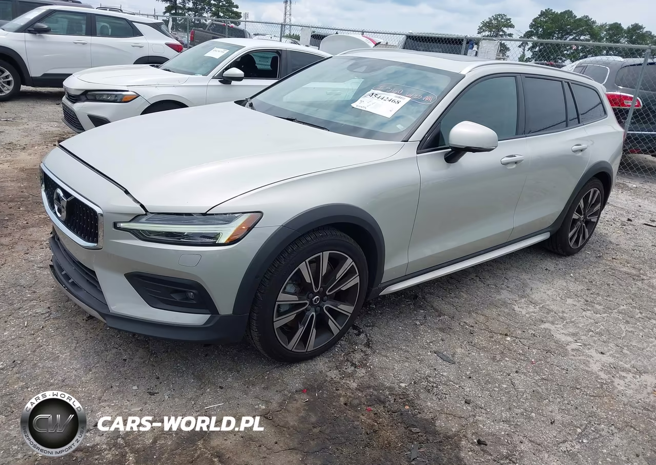 2020 Volvo V60 Cross Country T5 VIN:YV4102WK9L1030876 - 2