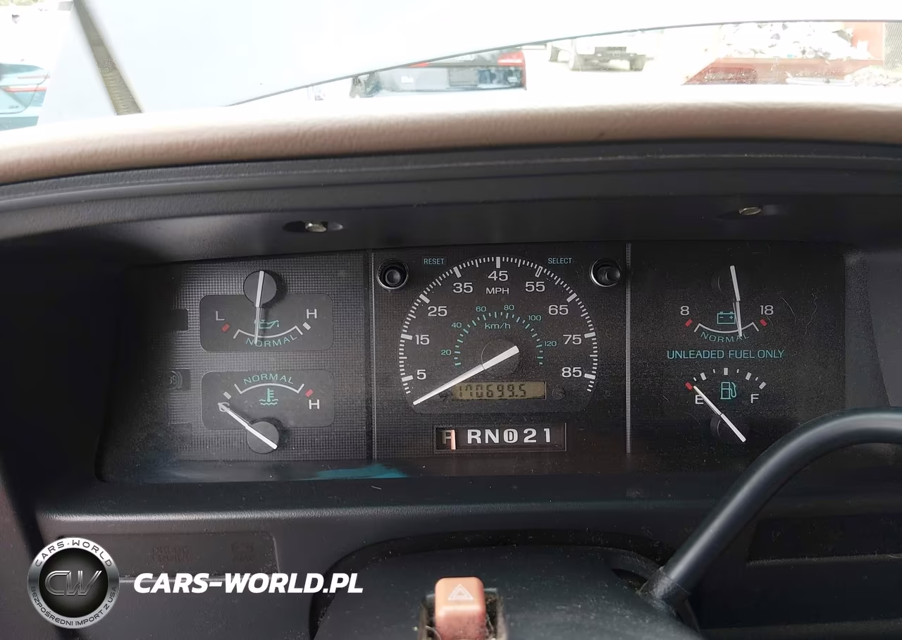 1995 Ford Econoline E150 VIN:1FMEE11H6SHA35997 - 7
