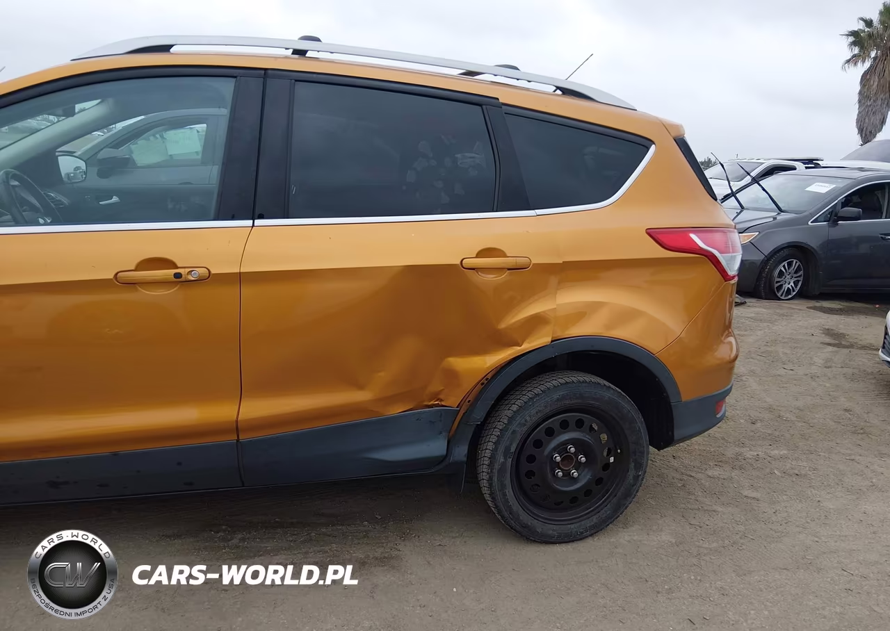 2016 Ford Escape Titanium VIN:1FMCU0J92GUA11613 - 6