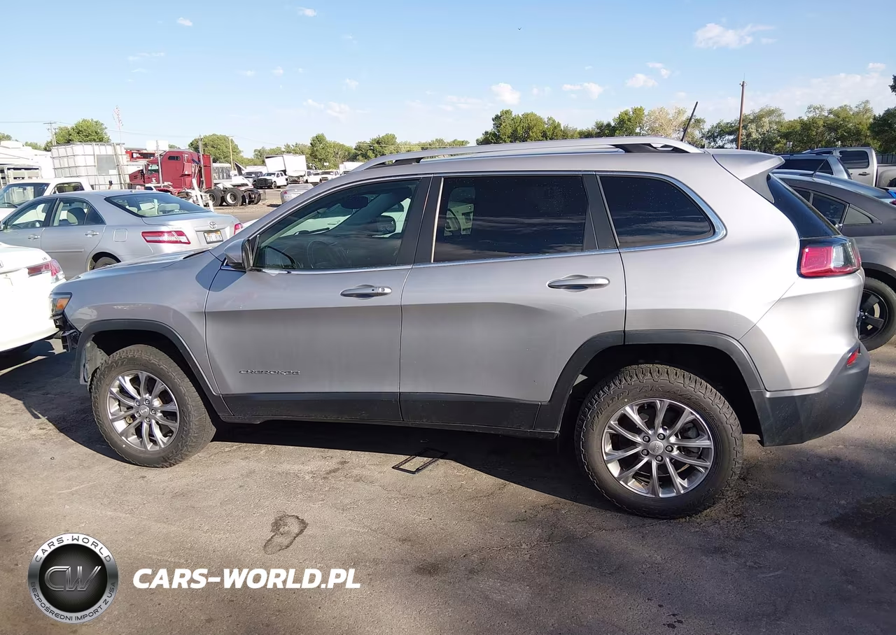 2021 Jeep Cherokee Latitude Lux 4X4 VIN:1C4PJMMN6MD109019 - 14