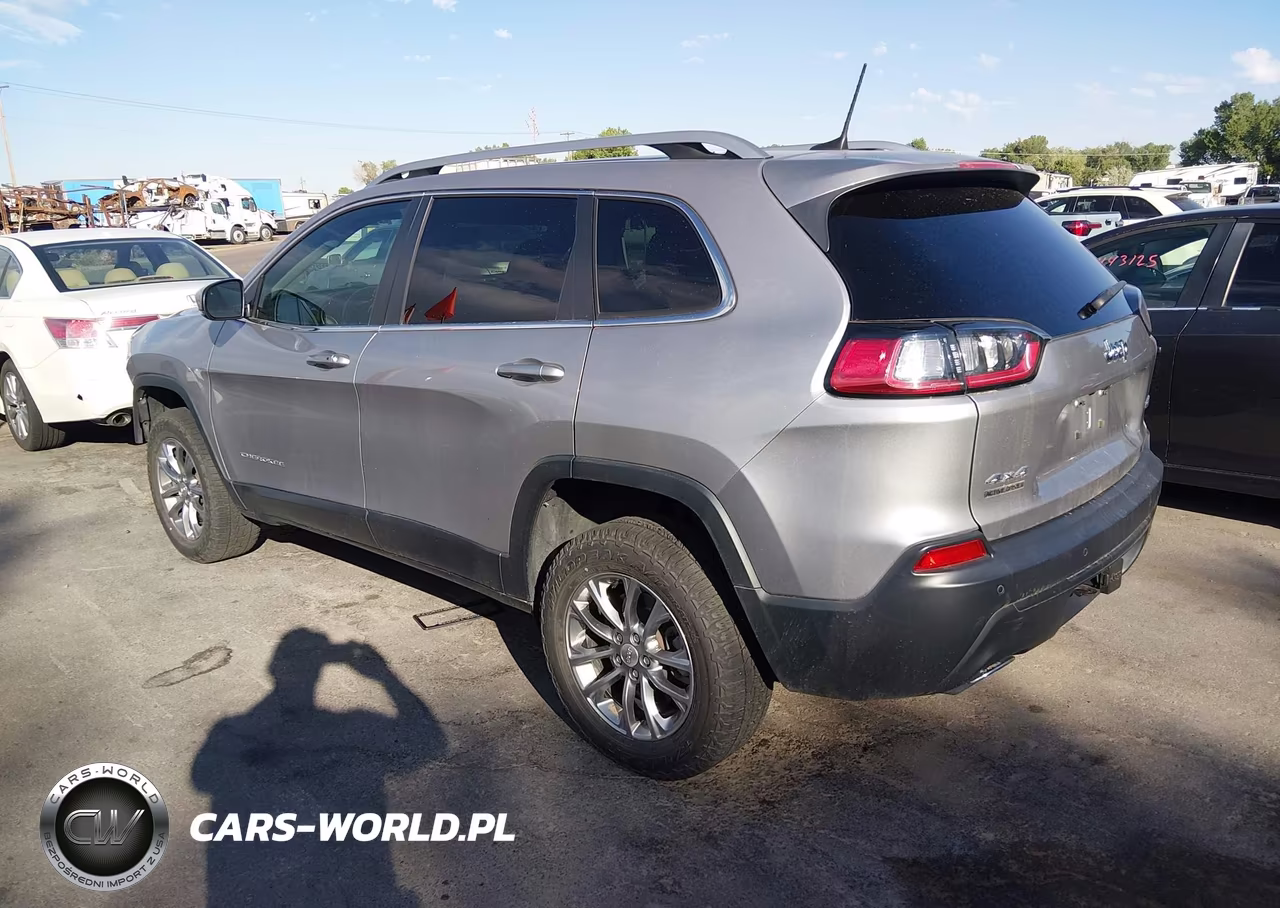 2021 Jeep Cherokee Latitude Lux 4X4 VIN:1C4PJMMN6MD109019 - 3