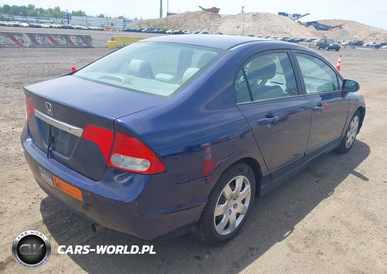 2011 Honda Civic Lx VIN:2HGFA1F5XBH550144 - 4