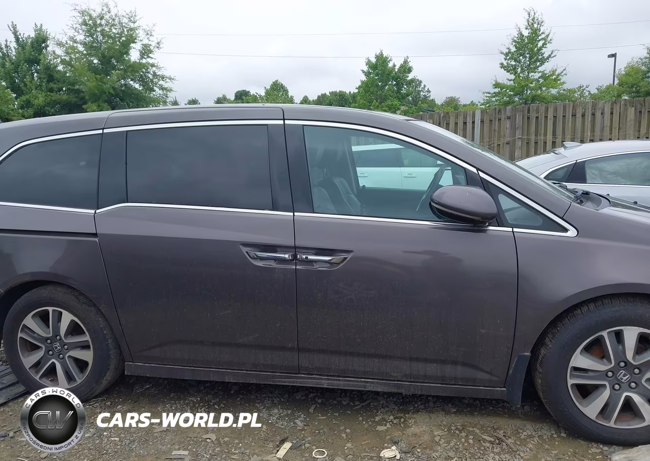 2014 Honda Odyssey Touring-Touring Elite VIN:5FNRL5H95EB032661 - 13