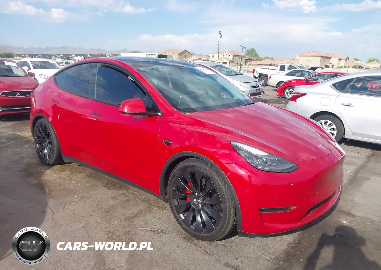 2022 Tesla Model Y Performance Dual Motor All-Wheel Drive – zdjęcie 1 z 18