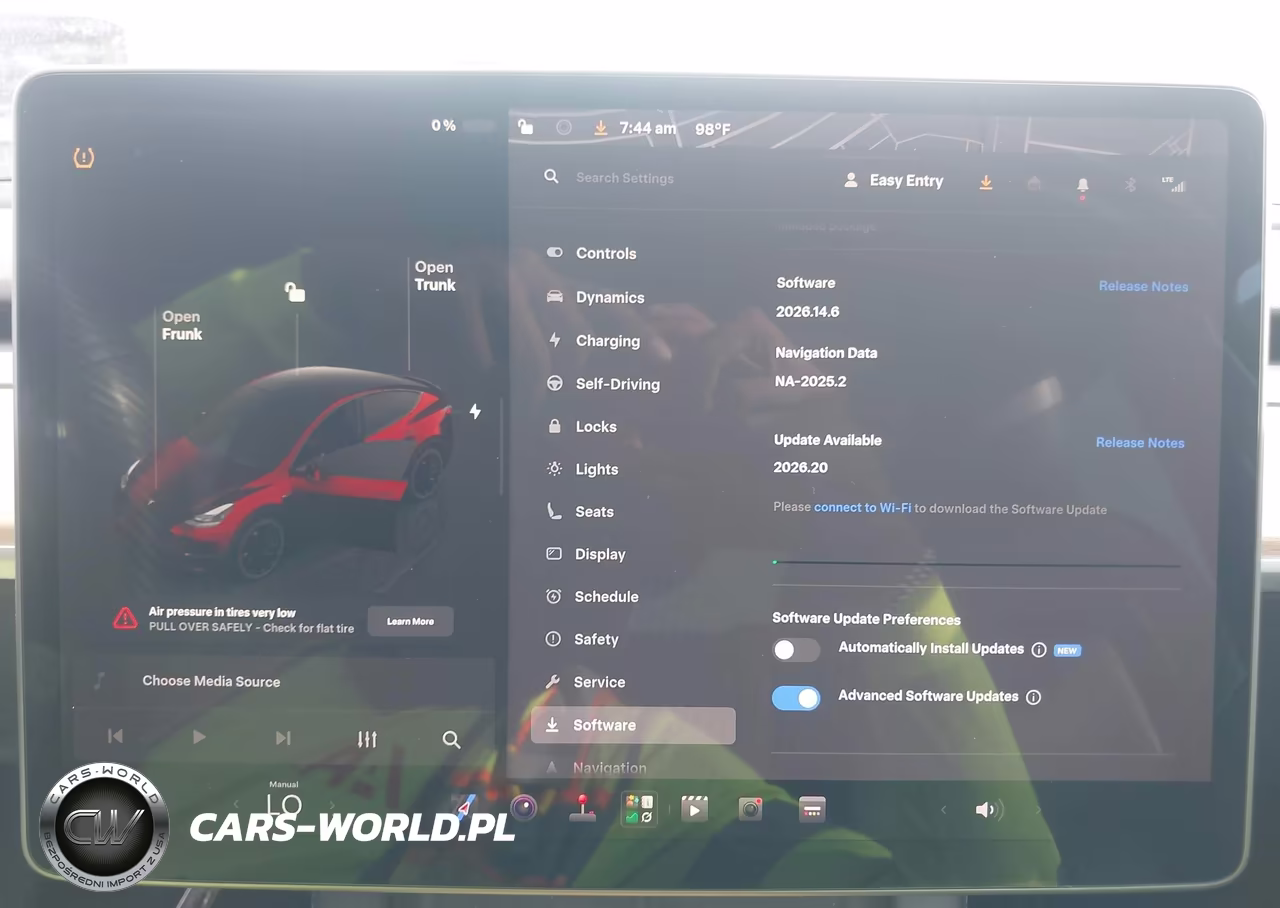 2022 Tesla Model Y Performance Dual Motor All-Wheel Drive VIN:7SAYGDEF4NF513993 - 18