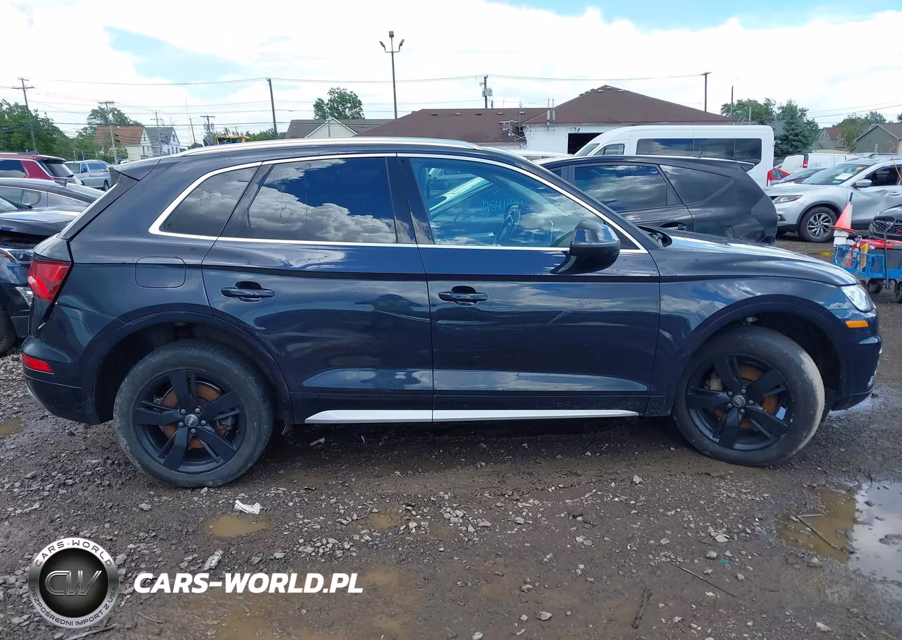 2018 Audi Q5 2.0T Premium-2.0T Tech Premium VIN:WA1CNAFY1J2043716 - 12