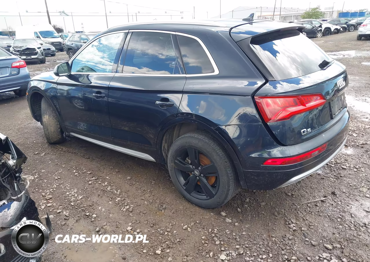 2018 Audi Q5 2.0T Premium-2.0T Tech Premium VIN:WA1CNAFY1J2043716 - 3