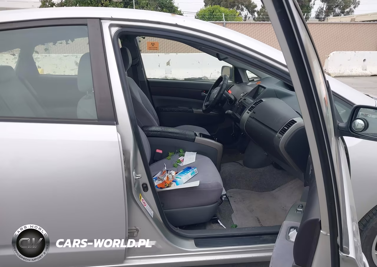 2004 Toyota Prius VIN:JTDKB20U440028763 - 5