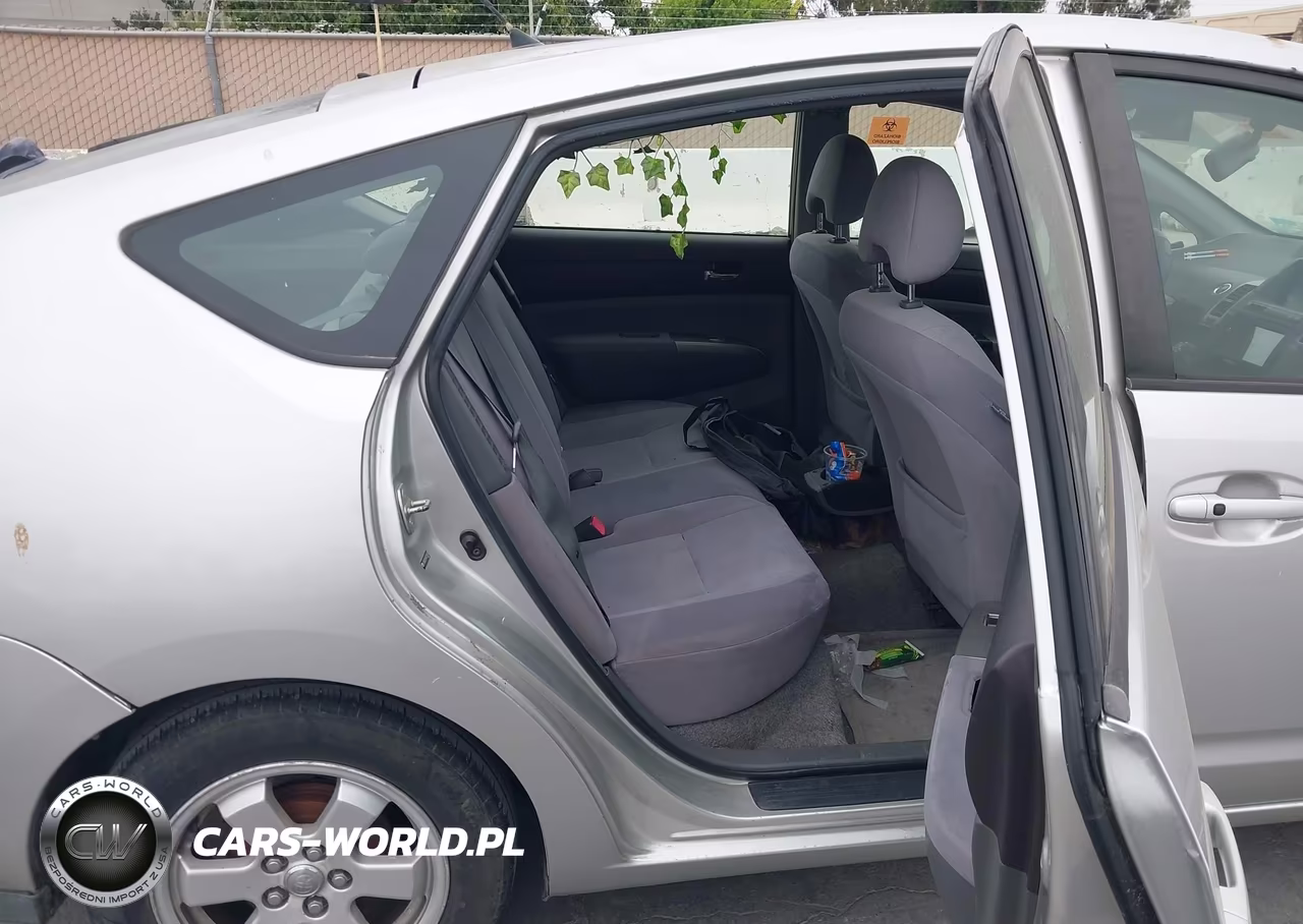 2004 Toyota Prius VIN:JTDKB20U440028763 - 8