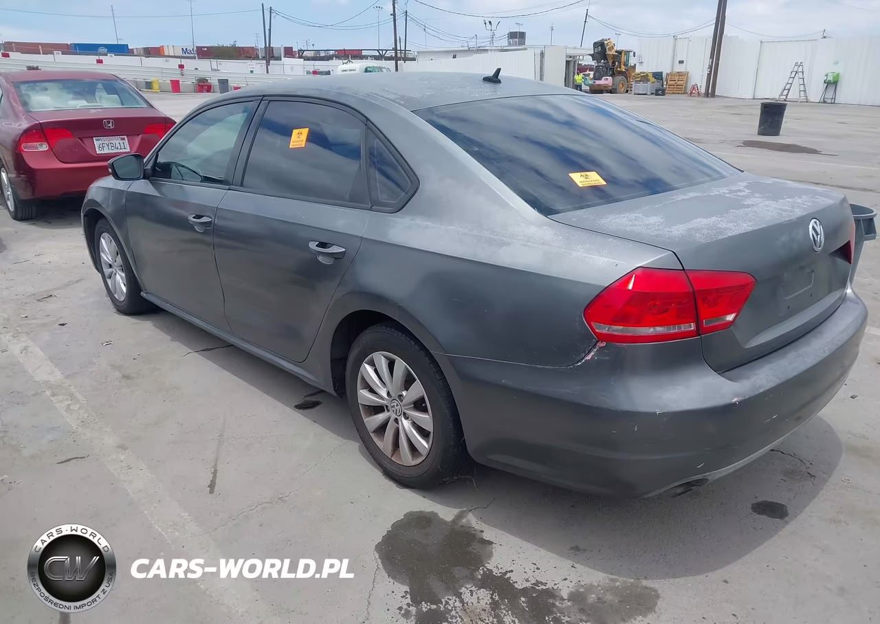 2012 Volkswagen Passat 2.5L S VIN:1VWAP7A38CC064790 - 3
