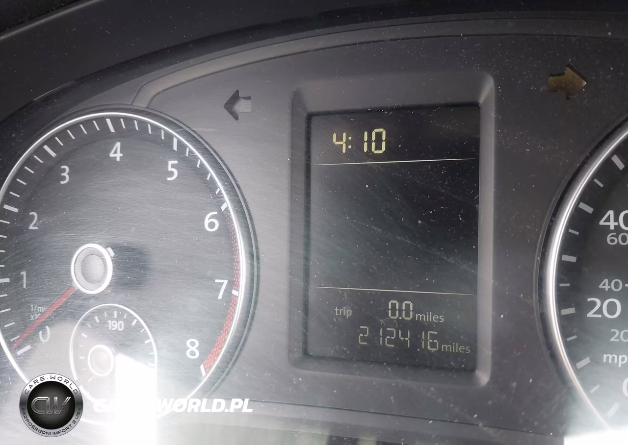 2012 Volkswagen Passat 2.5L S VIN:1VWAP7A38CC064790 - 7