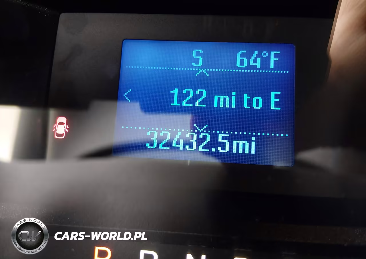 2015 Ford Fusion S VIN:3FA6P0G75FR136938 - 15