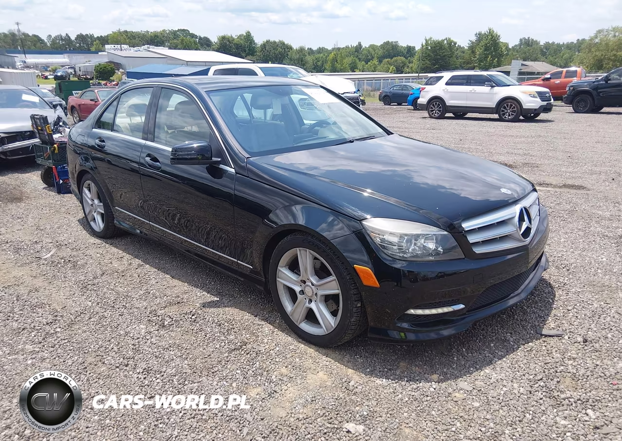 2011 Mercedes-Benz C 300 Luxury 4Matic-Sport 4Matic