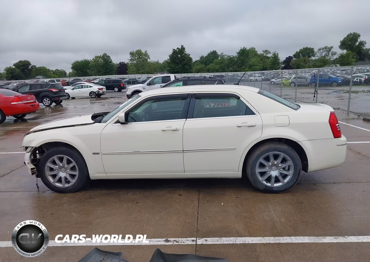 2008 Chrysler 300 Touring VIN:2C3LA53G18H171206 - 15