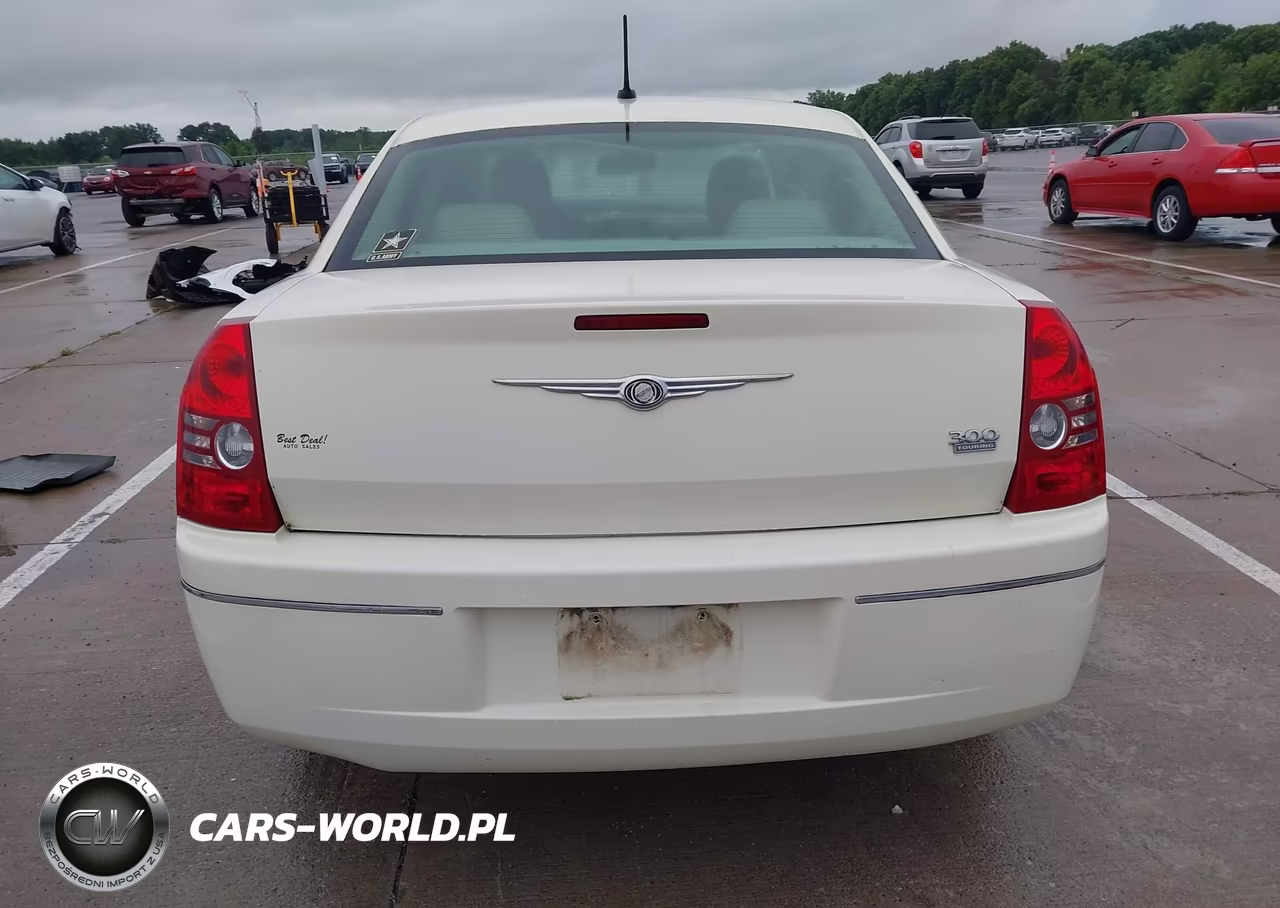 2008 Chrysler 300 Touring VIN:2C3LA53G18H171206 - 17